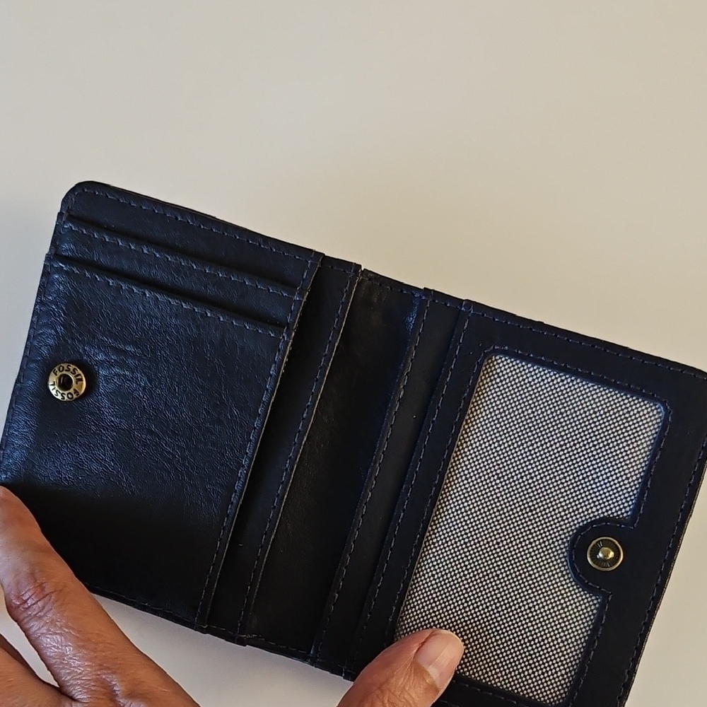 Fossil Multicolor Geometric Wallet - Picture 9 of 15